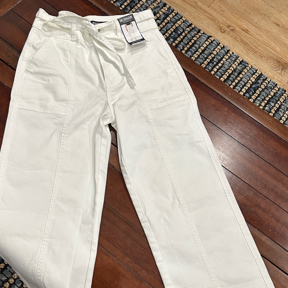 Hudson Wide Leg Belted Jeans in White